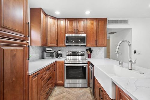 156 Seville, Delray Beach, FL, 33446 | Card Image