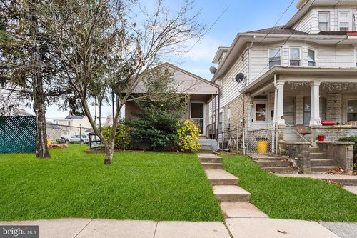 705 Woodland St, Trenton, NJ, 08610-6153 | Card Image