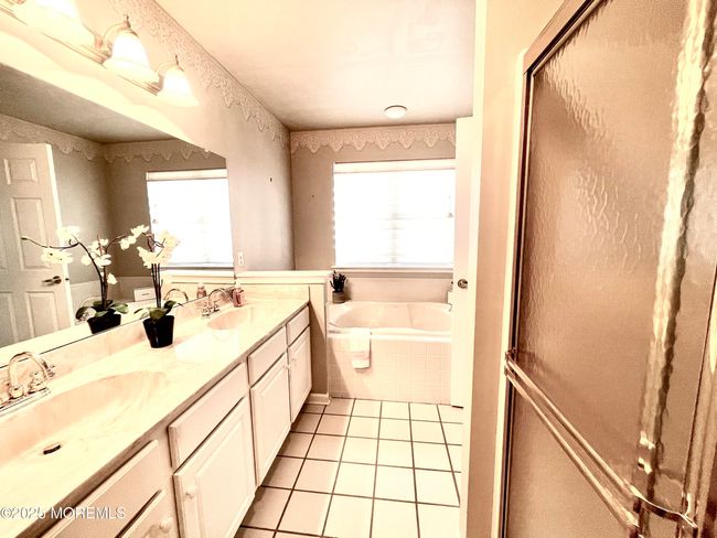 6 Regent Sq, Home with 2 bedrooms, 2 bathrooms and null parking in Jackson NJ | Image 23