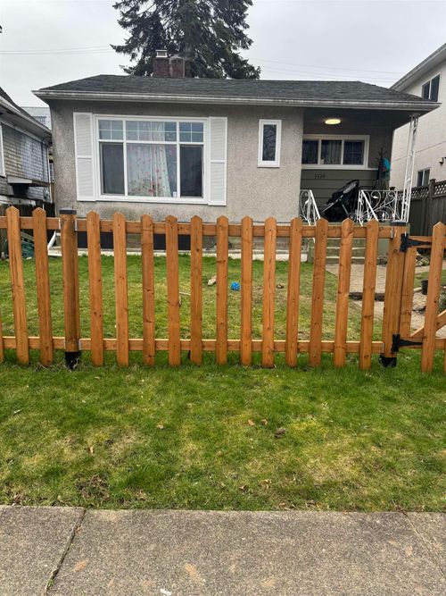 3324 Church St, Vancouver, BC, V5R4W6 | Card Image