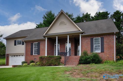 118 Ryanridge Rd, Huntsville, AL, 35806-1034 | Card Image