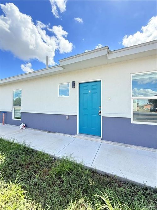 2-1421 N 21st St, McAllen, TX, 78501-6756 | Card Image