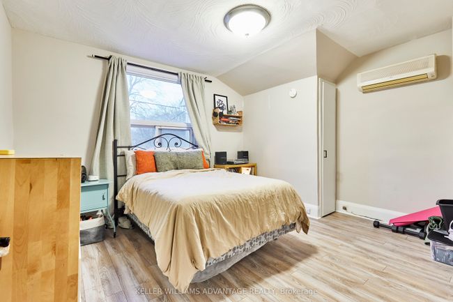 233 Kingston Rd, Home with 3 bedrooms, 3 bathrooms and 2 parking in Toronto ON | Image 25