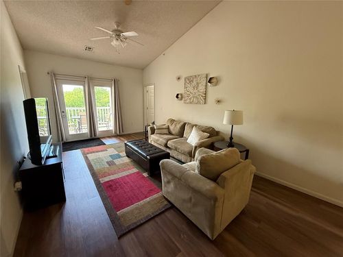 apt-5134-2200 Classen Blvd, Norman, OK, 73071-4293 | Card Image