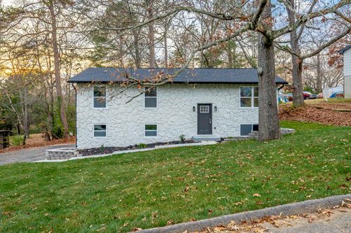 2414 Leann Cir, Chattanooga, TN, 37406-2213 | Card Image