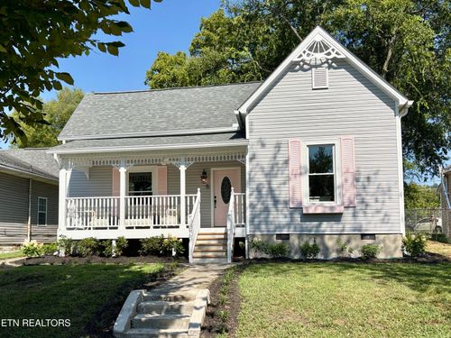 415 E Caldwell Ave, Knoxville, TN, 37917-5214 | Card Image