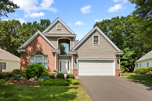 19-19 Worthington Dr, Farmington, CT, 06032-1427 | Card Image