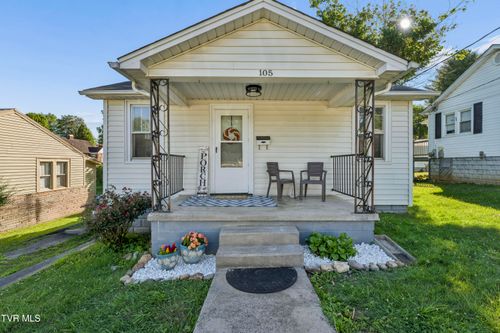 105 York Dr, Bristol, TN, 37620-4343 | Card Image