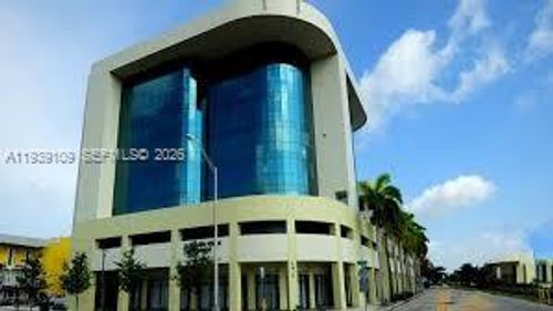 ste-603-5975 Sunset Dr, South Miami, FL, 33143-5174 | Card Image