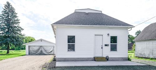 910 East Street, Lamont, IA, 50650 | Card Image