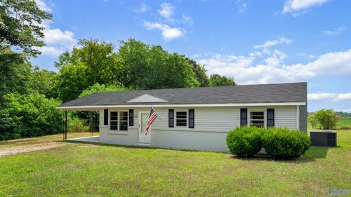 19664 Huntsville Brownsferry Rd, Tanner, AL, 35671-3834 | Card Image