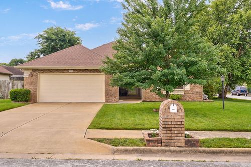 1346 W Durham Circle, Nixa, MO, 65714 | Card Image