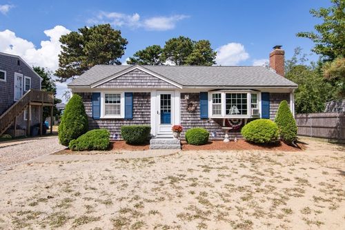 75 Susan Ruth Rd, Dennis Port, MA, 02639-2220 | Card Image