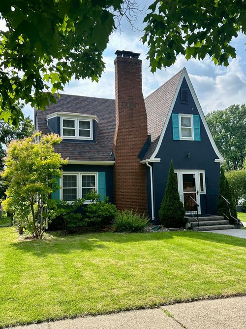 917 Bidwell St, West Saint Paul, MN, 55118-1329 | Card Image