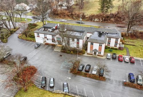 5-517 Route 22, Pawling, NY, 12564-1218 | Card Image