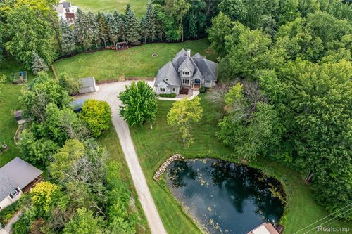 59903 Blue Heron Rd, New Hudson, MI, 48165-8502 | Card Image
