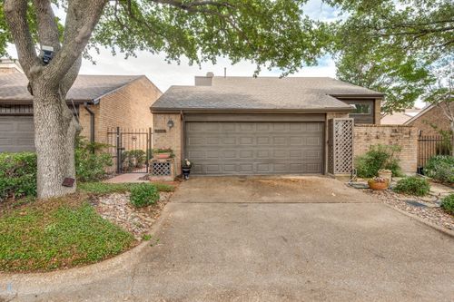 3316 Courtyard Pl, Farmers Branch, TX, 75234-3758 | Card Image