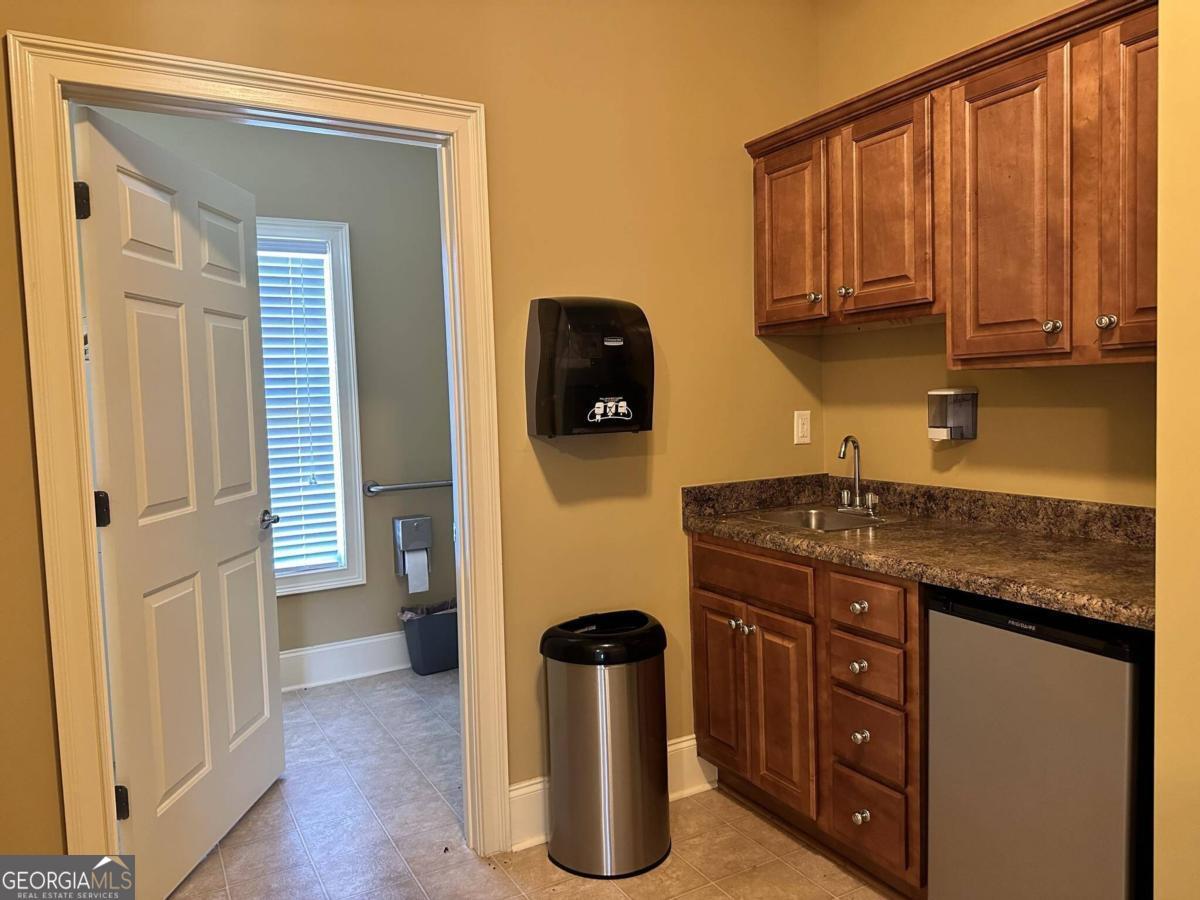 Commercial Lease in Madison