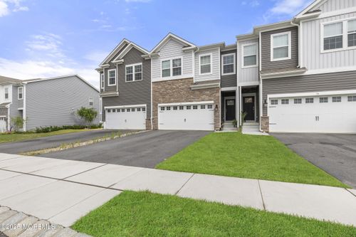 18 Mantoloking Dr, Jackson, NJ, 08527-3224 | Card Image