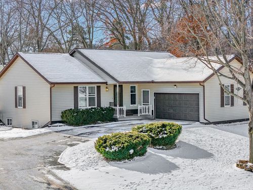 E7173 Eagle Ridge Ct, Reedsburg, WI, 53959-9447 | Card Image