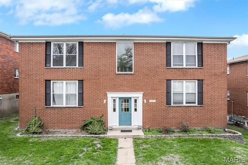 10028 Puttington Dr, Saint Louis, MO, 63123-5283 | Card Image