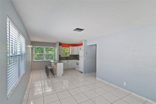 apt-4b-1301 N 12th Ct, Hollywood, FL, 33019-3202 | Card Image