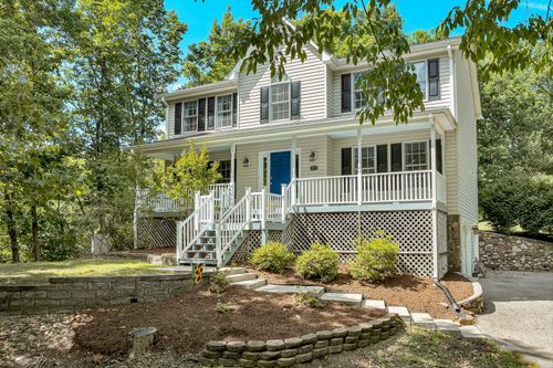 1067 Archway Rd, Blue Ridge, VA, 24064-2011 | Card Image