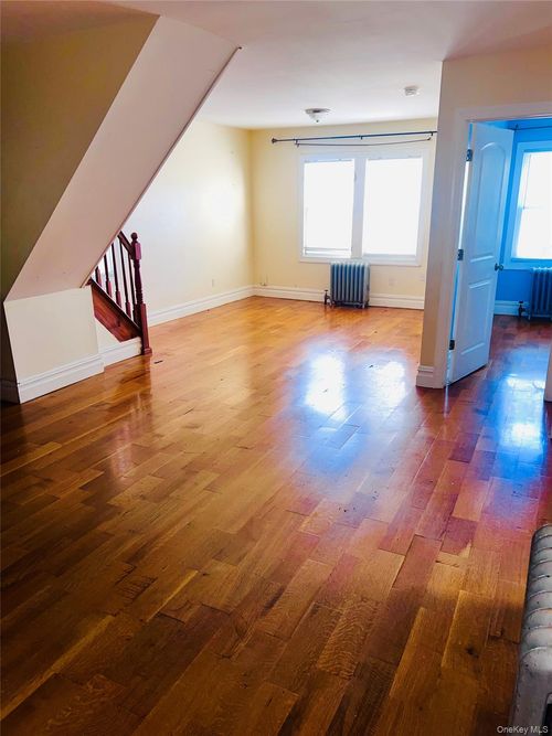 190-60 111th Ave, Jamaica, NY, 11412-2012 | Card Image