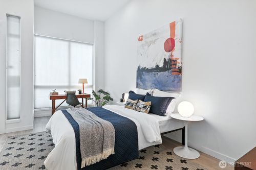 e-7500 15th Ave Nw, Seattle, WA, 98117-5409 | Card Image