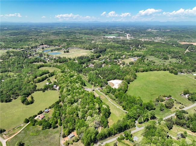 518 Dove Valley Ln, House other with 3 bedrooms, 3 bathrooms and null parking in Seneca SC | Image 36