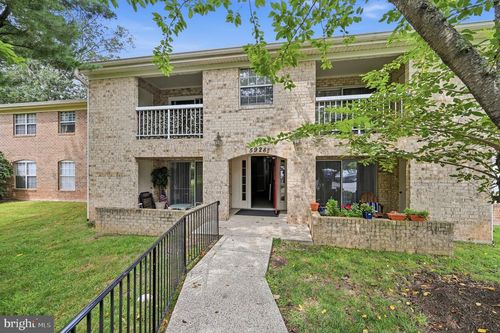 101-a-5928 Cove Landing Rd, BURKE, VA, 22015-4740 | Card Image