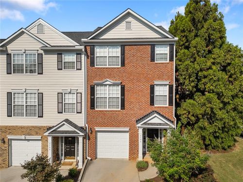 29-3796 Chattahoochee Summit Dr Se, Atlanta, GA, 30339-3245 | Card Image
