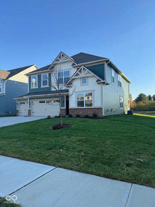 7581 Fallsworth Dr, Avon, IN, 46123-6071 | Card Image