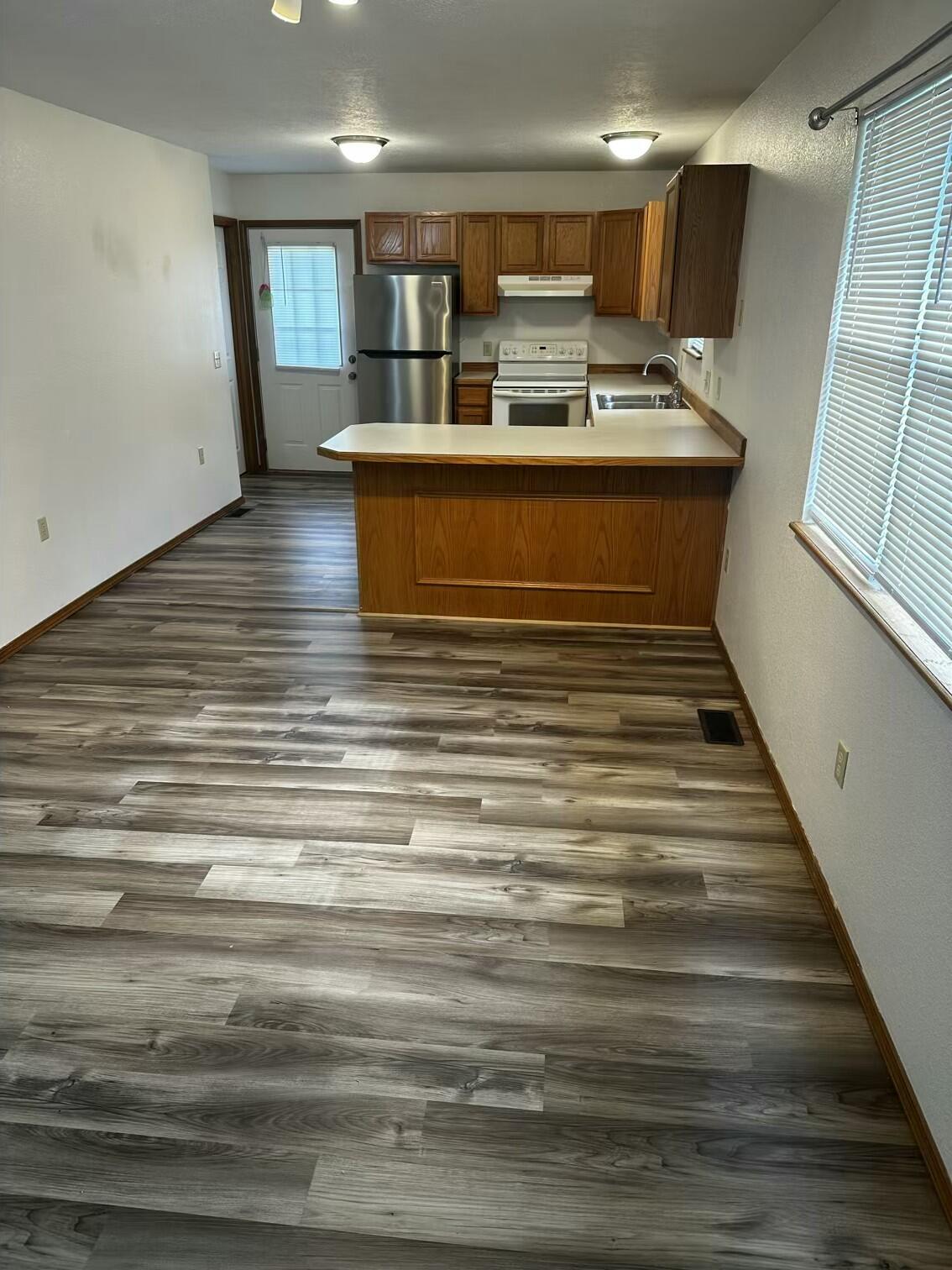 Residential in Mountain Grove 4