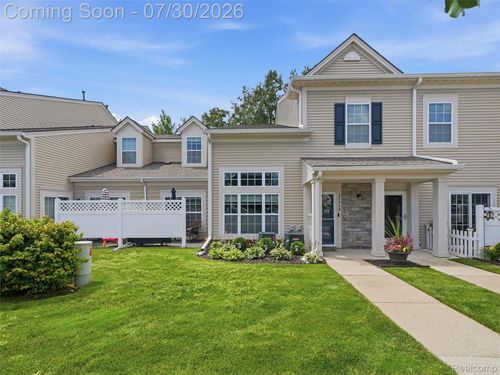 25880 Maritime Cir S, Harrison Twp, MI, 48045-3075 | Card Image