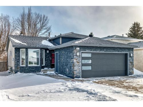 7011 190b St Nw, Edmonton, AB, T5T5Z6 | Card Image