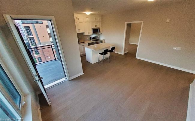3285 Carding Mill Trail, Home with 2 bedrooms, 2 bathrooms and 1 parking in Oakville ON | Image 16