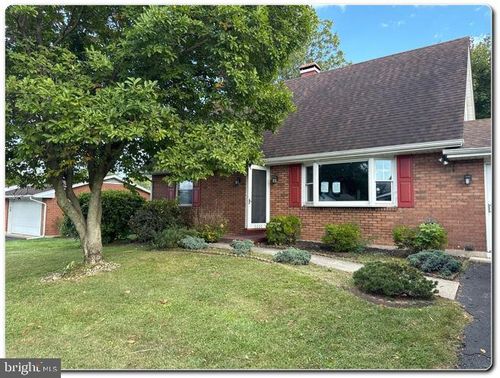 3005 Birch St S, WHITEHALL, PA, 18052-3452 | Card Image