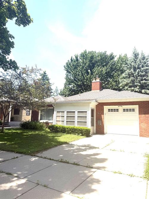 814 W 3rd Street, APPLETON, WI, 54914 | Card Image
