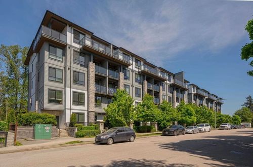 301-15351 101 Ave, Surrey, BC, V3R0G2 | Card Image