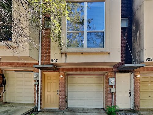 907 Glenn Crossett St, Arlington, TX, 76010-2723 | Card Image