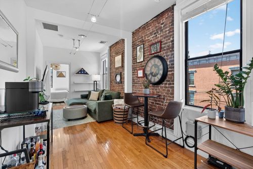 4l-133 Madison St, Hoboken, NJ, 07030-1833 | Card Image