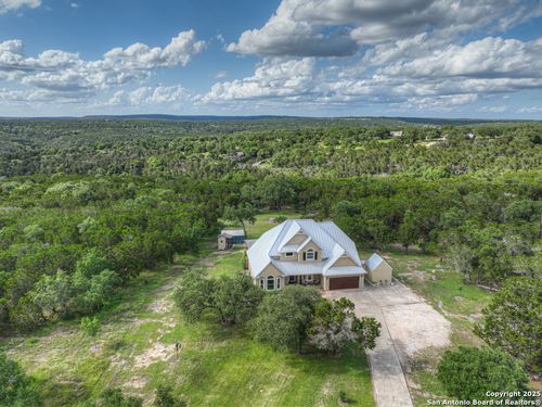 726 Vista Rdg, Canyon Lake, TX, 78133 | Card Image