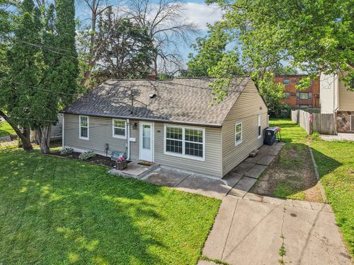 1524 Arlington Ave E, Saint Paul, MN, 55106-1404 | Card Image
