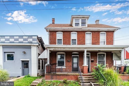 2041 Greenwood St, HARRISBURG, PA, 17104-2344 | Card Image