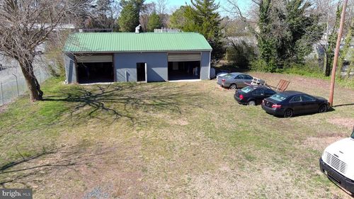 300 S Division St, FRUITLAND, MD, 21826-1908 | Card Image