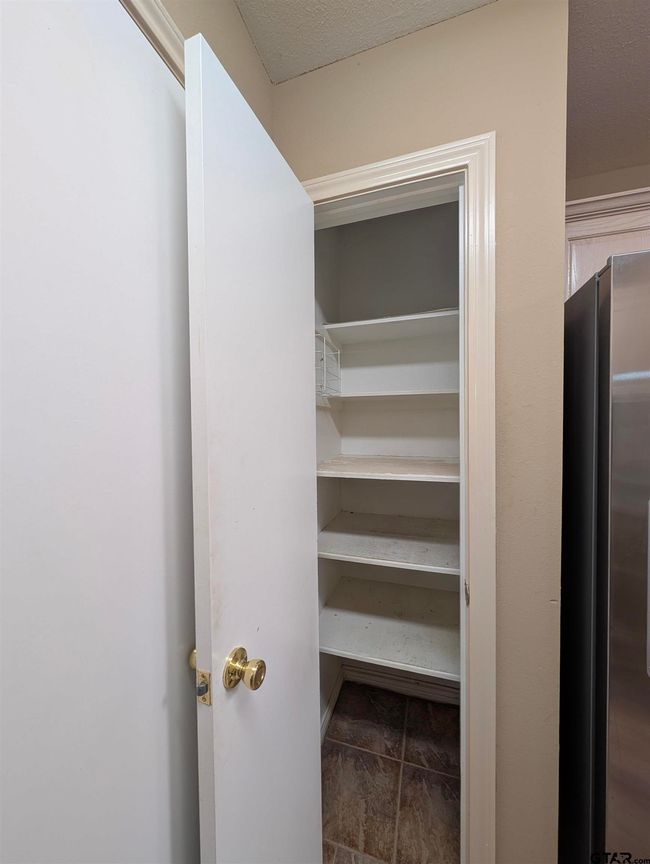 APT-1002 - 5401 Hollytree Dr, Condo with 3 bedrooms, 2 bathrooms and null parking in Tyler TX | Image 15