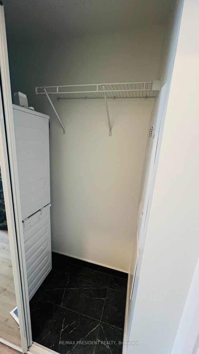 907 - 252 Church St, Condo with 2 bedrooms, 1 bathrooms and null parking in Toronto ON | Image 18