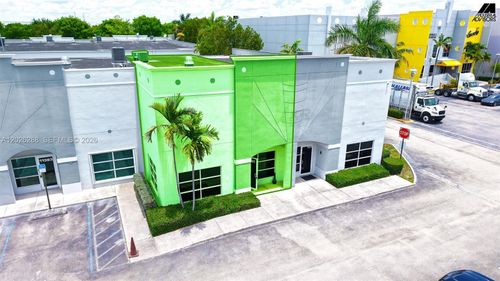 10-11381 Nw 122nd St, Medley, FL, 33178-3181 | Card Image