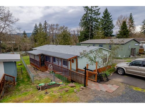 1530 Tamarack St, Sweet Home, OR, 97386-1088 | Card Image